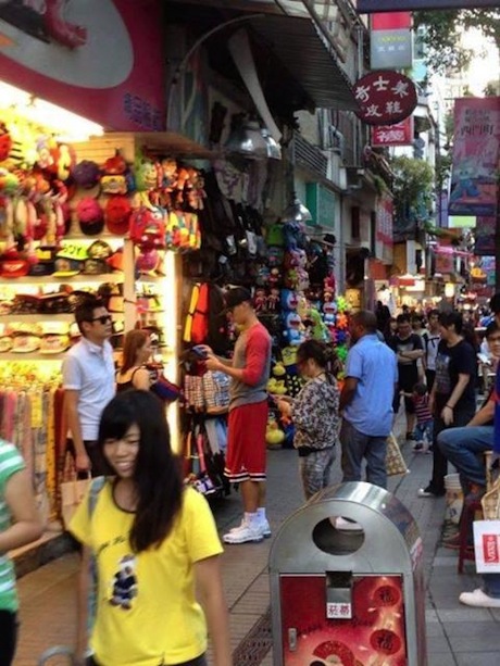 October 12, 2013 - Jeremy Lin in disguise in the streets of Taipei