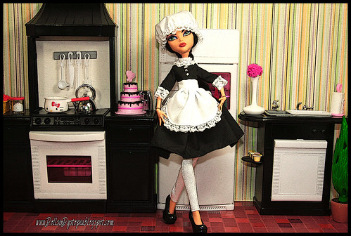 Let Them Eat Cake.  Sweet, Sweet Poisonous Cake. by DollsinDystopia