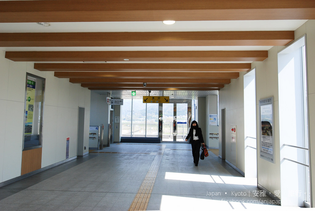 龟冈火车站