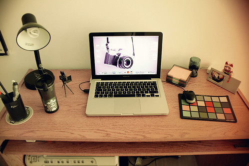 Mi escritorio. by • Chenhy Shortlegs • •