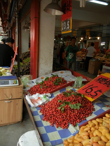 Fruit Shop and Market, Shenyang, China, May 2012 _ 9784