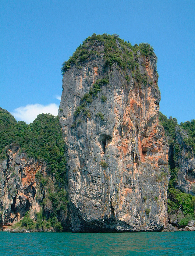 krabi limestone cliffs