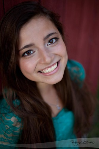 Senior Portraits - Alyssa Oakman by !!WaynePhotoGuy