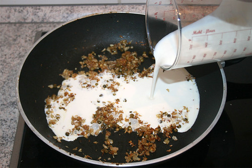 32 - Sojacreme addieren / Add soy cream