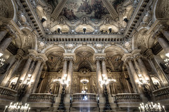 Le Palais Garnier (Paris opera house)