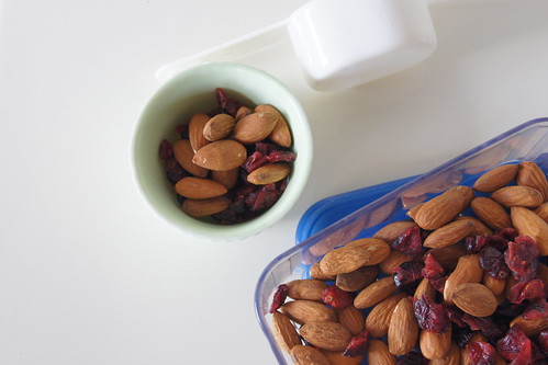 Healthy Snack Ideas - Almonds and Cranberries