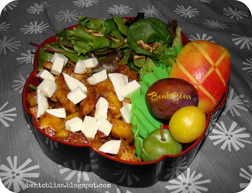 Chicken, Nectarine & Mozzarella Salad