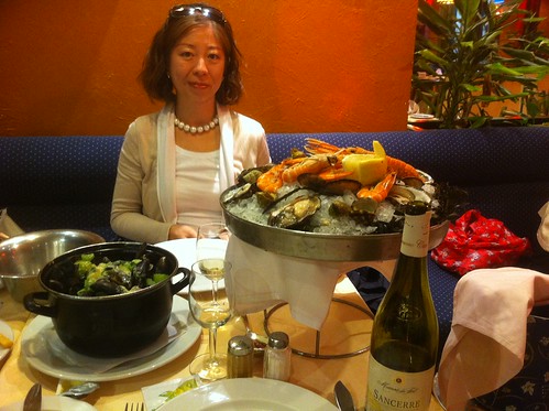 Seafood dinner at Rue des Bouchers in Brussels