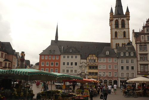 Trier market place with back yard church