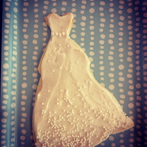 On to wedding dress cookie favors