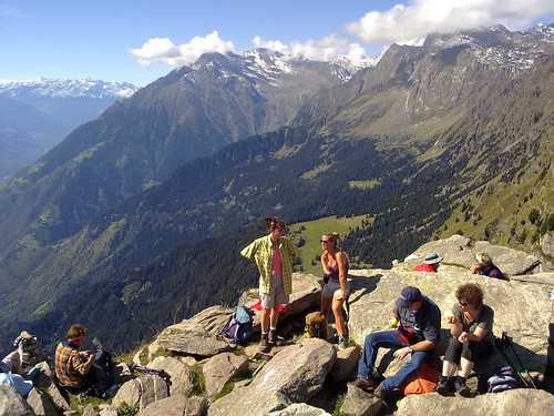 Blick vom Gipfel der Mutspitze in Richtung Vinschgau