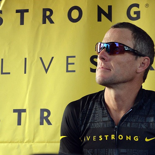 Lance Armstrong pierde sus titulos del Tour de France