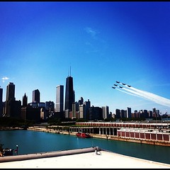 Into the blue. #chicago #blueangels #navy #skyline