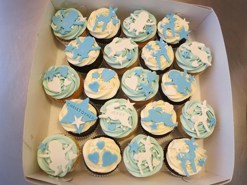 Baby Shower Boy Cupcakes by CAKE Amsterdam - Cakes by ZOBOT