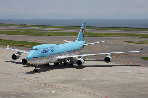 Korean Air HL7489
