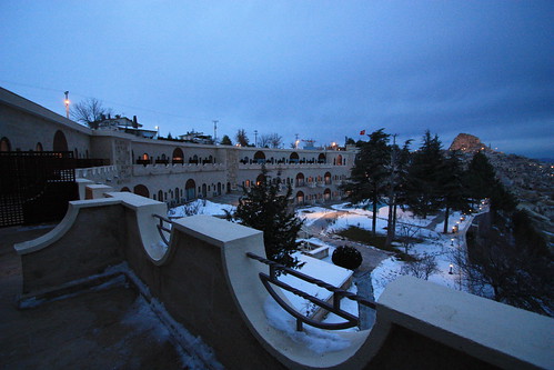 夜幕低垂的HOTEL UCHISAR KAYA(洞窟旅館)