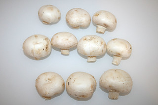 02 - Zutat Champignons / Ingredient white mushrooms