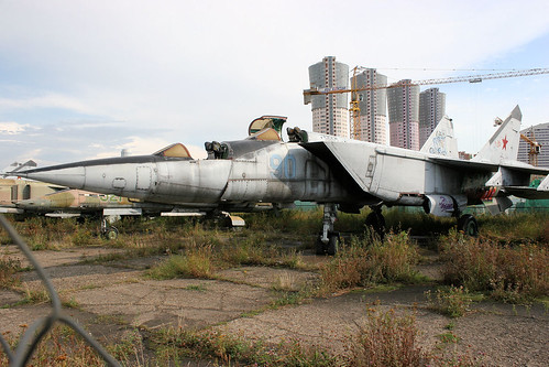 MiG-25PU 90 blue