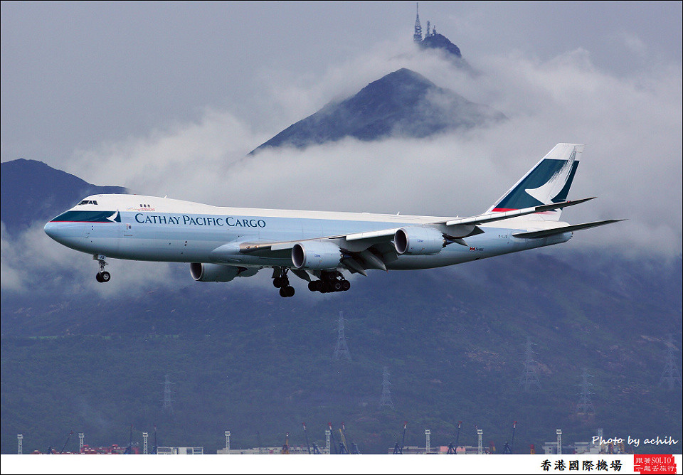 Cathay Pacific Airways Cargo / B-LJG / Hong Kong International Airport