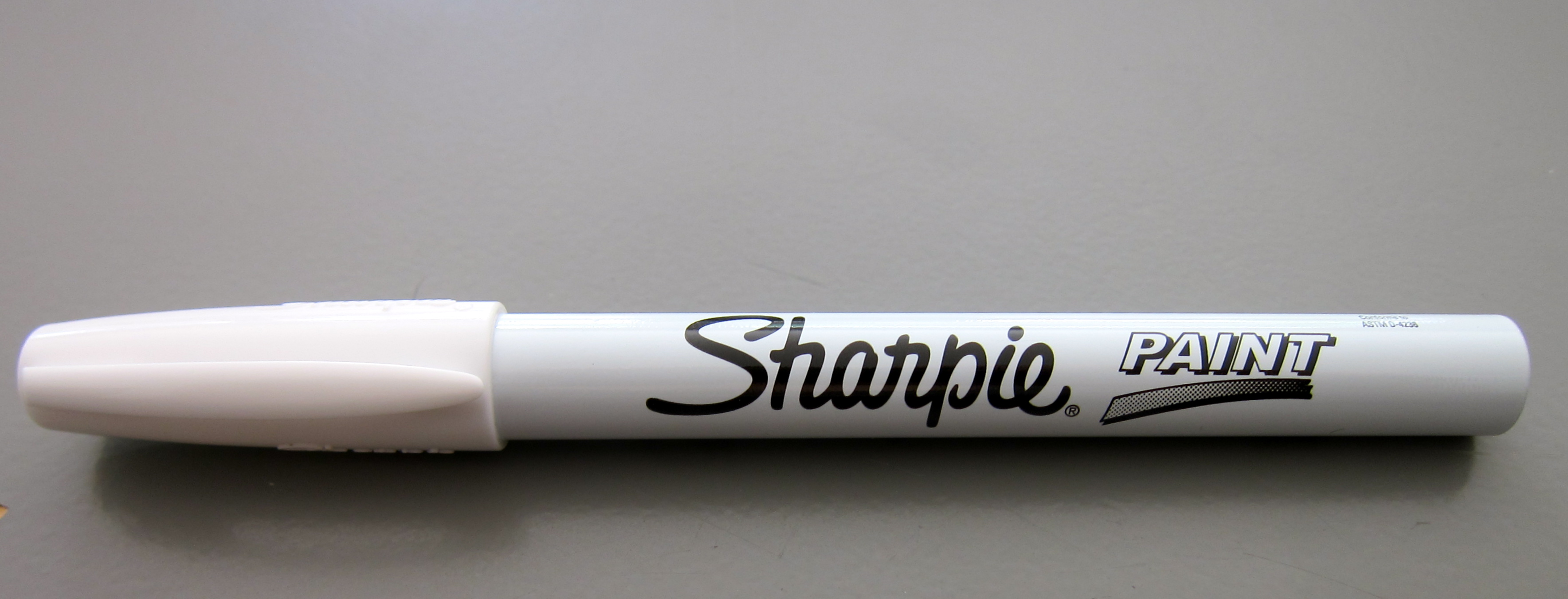 REVIEW Sharpie White Paint Marker Pentulant