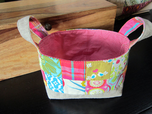 Pink Penguin basket pattern
