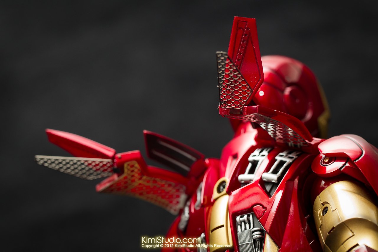 2012.09.01 Hot Toys Iron Man Mark VI-019