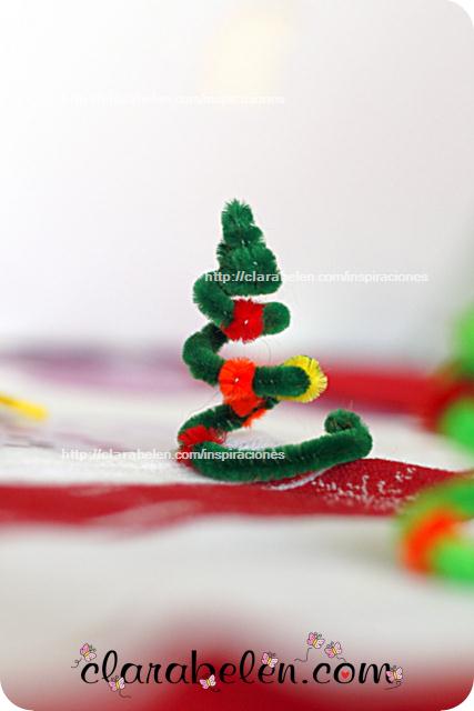 Cómo hacer árboles de navidad con limpiapipas para niños