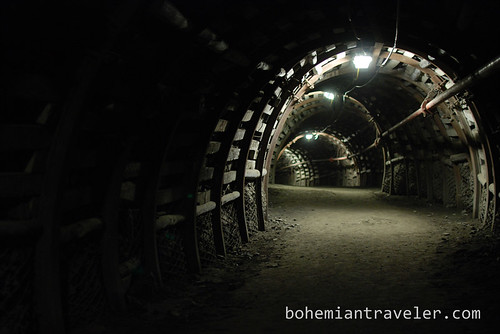 inside coal mine Guido