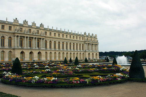 Versailles-Side-and-garden