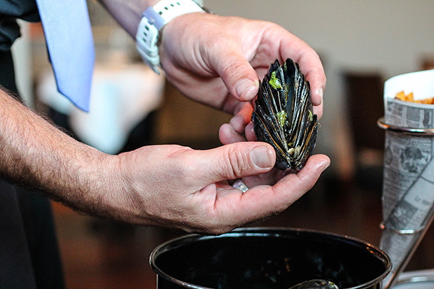 How to Stack Mussels, Brasserie Belge, Sarasota, FL