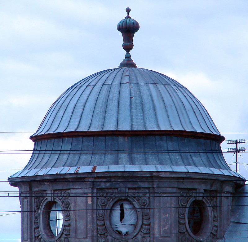 Another dome shaped roof/corner top. by aigarsbruvelis