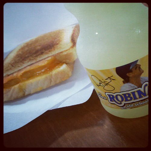 Breakfast at #wistatefair: Grilled cheese + Robinade.