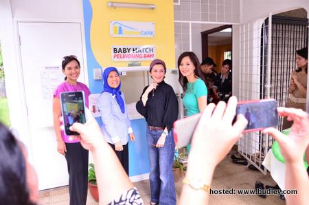 Celebrities Who Attended The Event To Give Support L-R Vanidah Imran, Tan Sri Faizah Mohd Tahir, Sofea Jane, Daphne Iking