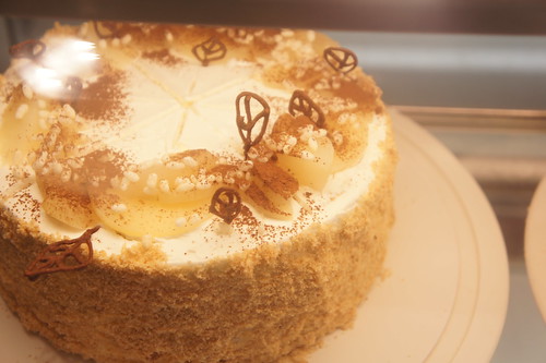 洋梨のショートケーキ