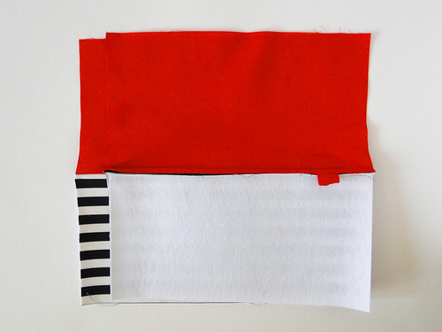 06a Striped Crossbody Clutch Tutorial by Fabric Paper Glue