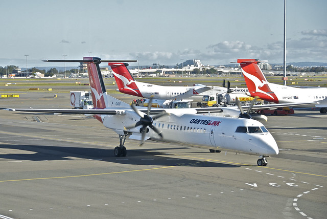 Dash 8 Qantas