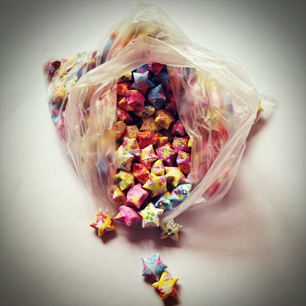 Like #candy in a bag #luckystars #origami