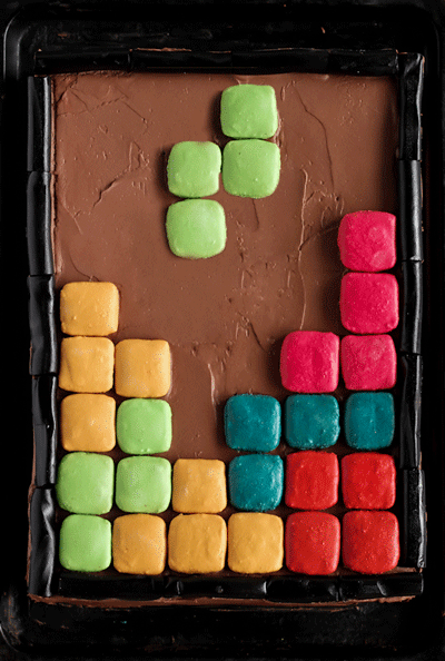 Tetris Cake with Macarons