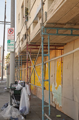 Abandoned building, La Brea & Romaine, Los Angeles