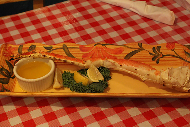 Side of Crab Leg, Lobster Pot, Siesta Key, Sarasota, FL, Restaurant Review