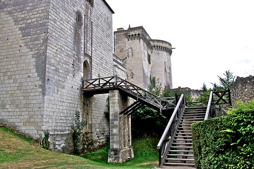 Valle del Loira y parte de Bretaña visitando Mont Saint Michel - Blogs de Francia - Día 2. Viaje, Loches y Montresor (2)