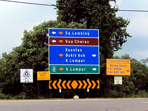 Mighty East Coast Trip - road signs to Sg Lembing