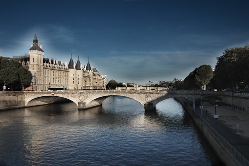 Paris La Seine by Jean-Claude Randazzo