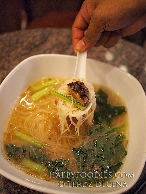 Misua Soup with Shark's Fin and Mushroom