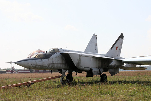 MiG-25UB 02 blue
