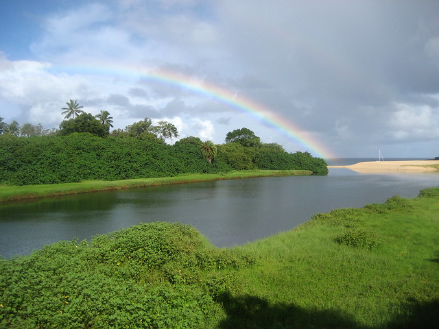 Rainbow @ Waimea Bay