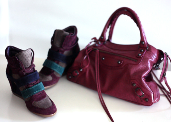 balenciaga bag, ash sneakers, burgundy, אפונה בלוג אופנה, תיק בלנסיאגה, תיקי מעצבים, סניקרס