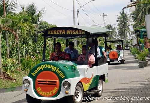 Kereta Wisata Kampoeng Kopi Banaran