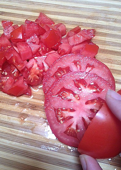 10 tomatoes diced