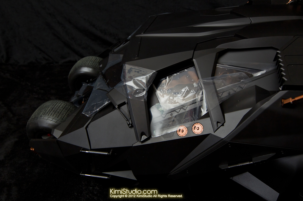 2012.09.22 MMS69 Hot Toys Batmobile-009